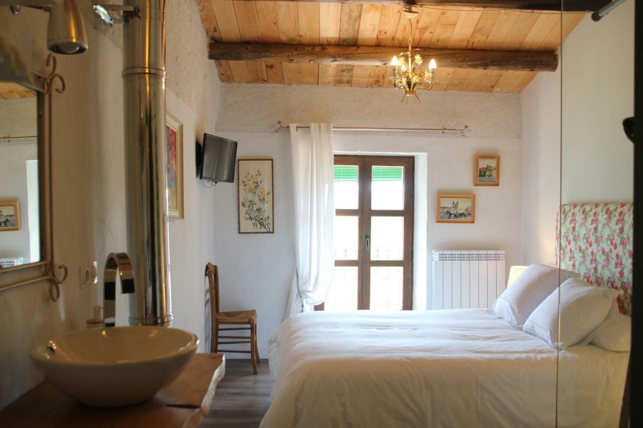 La Casa Dels Ocells (Adults Only) Bed & Breakfast Granollers de Florejacs Exterior photo