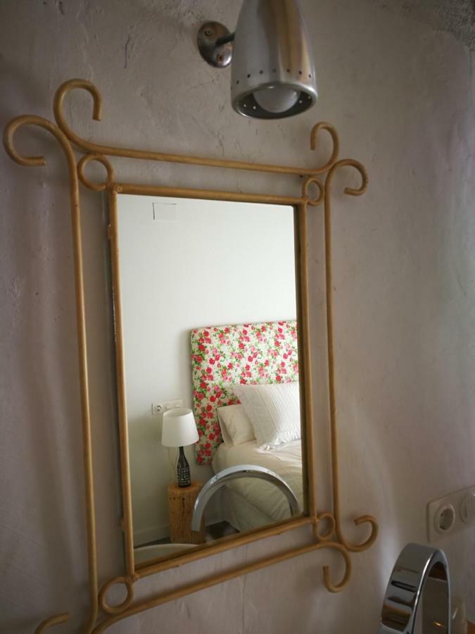 La Casa Dels Ocells (Adults Only) Bed & Breakfast Granollers de Florejacs Exterior photo